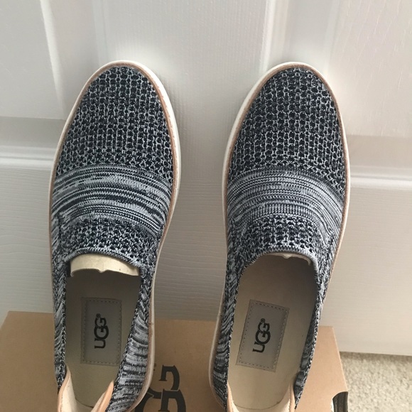 UGG loafers brand new - Picture 2 of 7